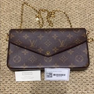 Brand new Louis Vuitton pochette